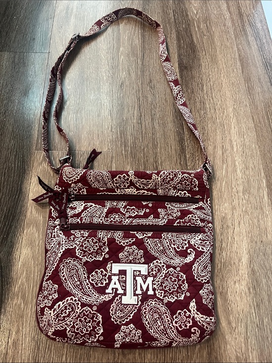 Vera Bradley Handbags - Vera Bradley Aggies Triple Zip Hipster Maroon Paisley Quilted Crossbody Bag